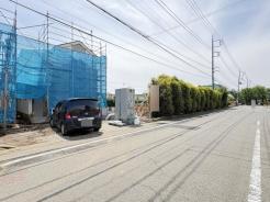 前面道路含む現地写真　