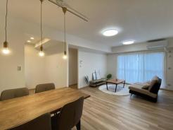 リビング　落ち着きとくつろぎの時間が持てる15帖のリビングです。