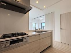 キッチン　使いやすいシステムキッチン。