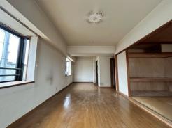 リビング　ゆとりのあるLDKは約17.1帖です。