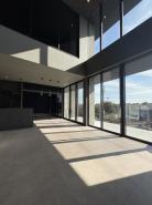 リビング　開放感のある南向きのリビング。日当たりも良好です