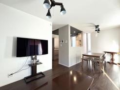 リビング　会話がはずむくつろぎのリビング。