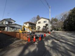 前面道路含む現地写真　