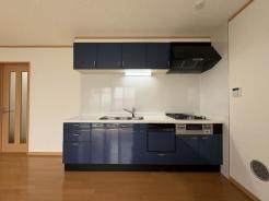 キッチン　使い勝手の良いシステムキッチン。