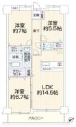 間取り 各居室に窓と収納がバランスよく配置された間取りです。LDKを中心に居室が左右へ分かれ、家族それぞれの生活動線とプライベートな時間の両方を保ちやすい構成になっています。