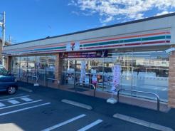 セブンイレブン瑞穂高根店