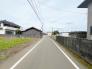 前面道路含む現地写真　前面道路の様子です。