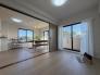 寝室　南東向き5帖のお部屋。リビングの一部としてもお使いいただけます。