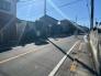 前面道路含む現地写真　前面道路の様子です。