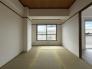和室　6帖和室。客間や個室など多目的に使えます。