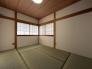 和室　2階6帖和室。