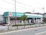ドラッグセイムス草花店  586m