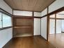 その他居室　たっぷり収納できる押し入れ