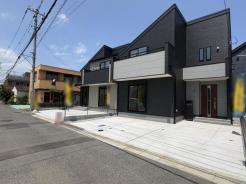 外観 グレーを基調とした落ち着いた外観。