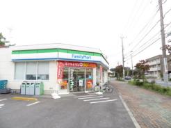 ファミリーマートあきる野睦橋通り店