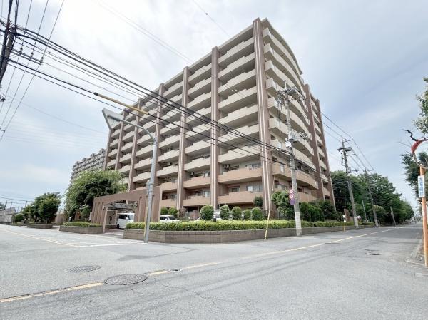 外観　福生駅や東福生駅が利用可能な立地