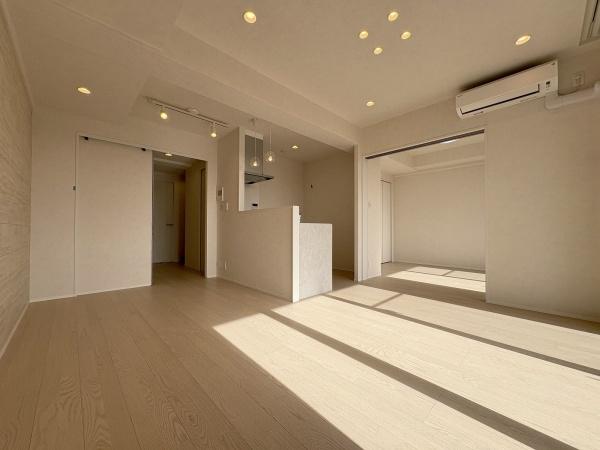 リビング　陽当り良好で気持ちの良いリビング内です。