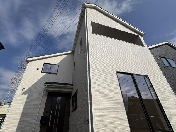 外観　シンプルで周囲になじむ外観です。