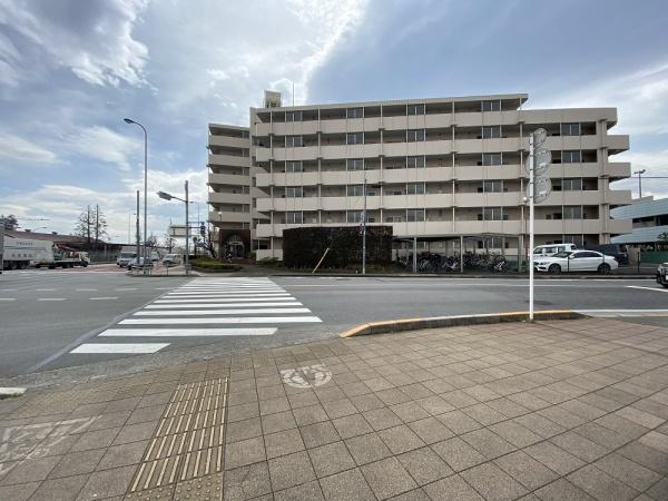 外観 現地外観の様子です。