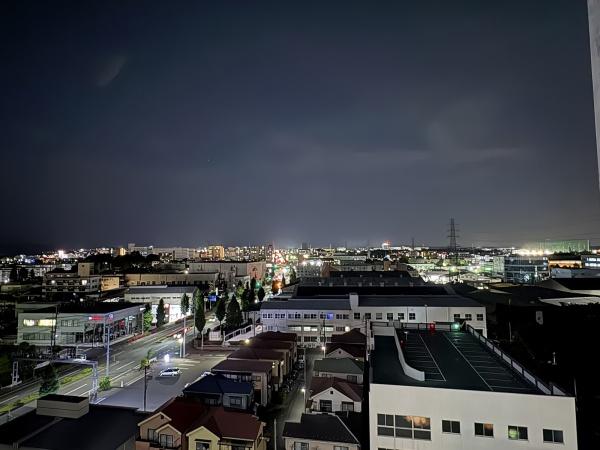 現地からの眺望 10階住戸なので綺麗な夜景が楽しめます!